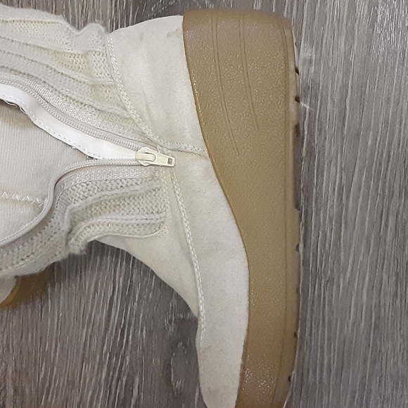 JESSICA Boots - Picture 2 of 15